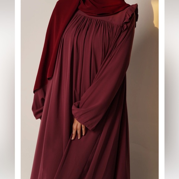 OummiMuslim Abaya Dress - Picture 2 of 2